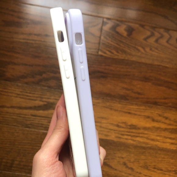 Free with any Purchase- iPhone 12 Pro- 2 Cases - Picture 12 of 12